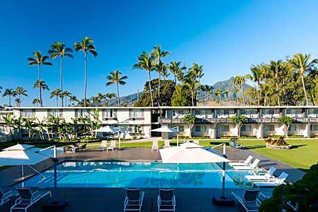 Maui Seaside Hotel