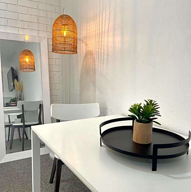 Estelle Kramer Motel