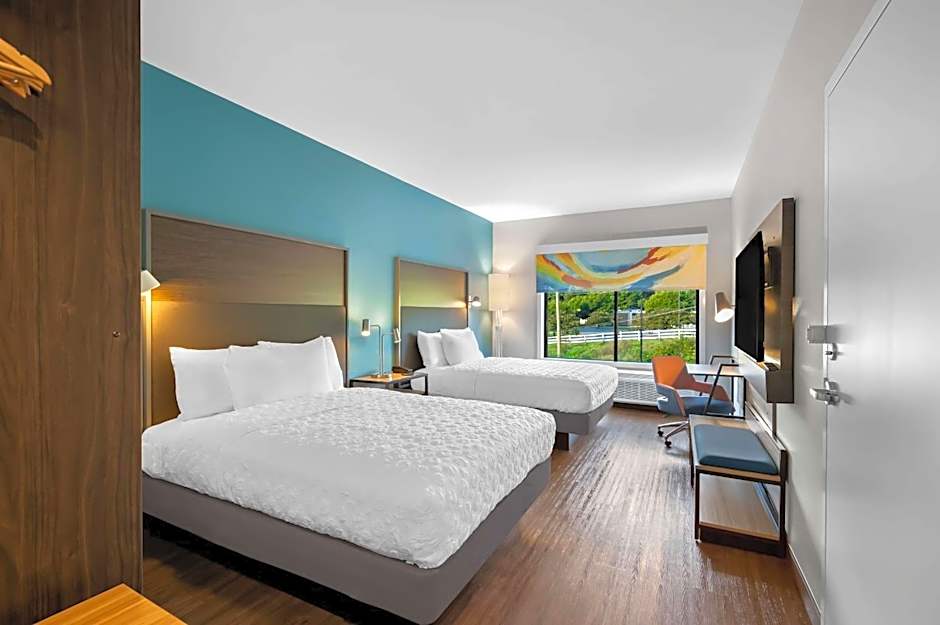 Tru by Hilton Lexington