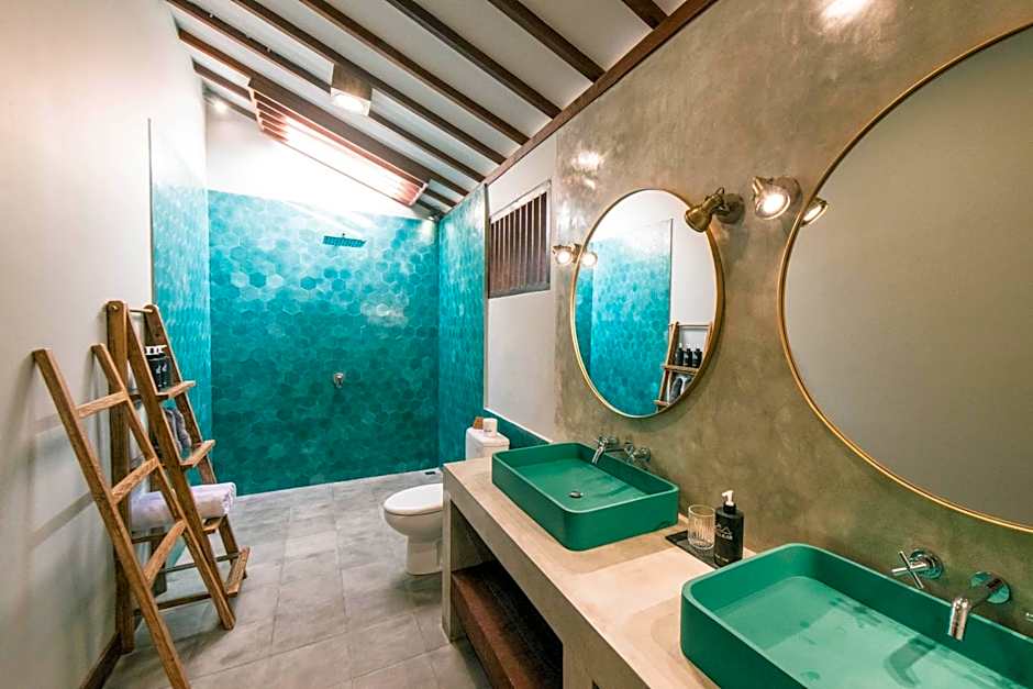 Belukar Villas