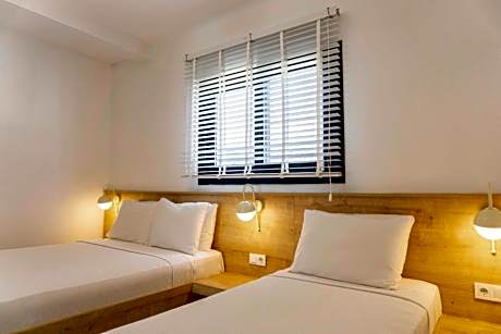 Apartment with Garden View