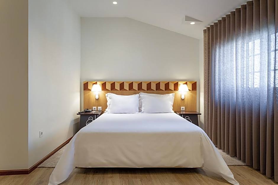 Hotel Aveiro Center