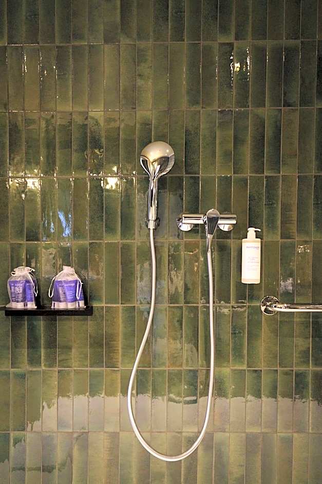 Hotel Gounod Fully Renovated