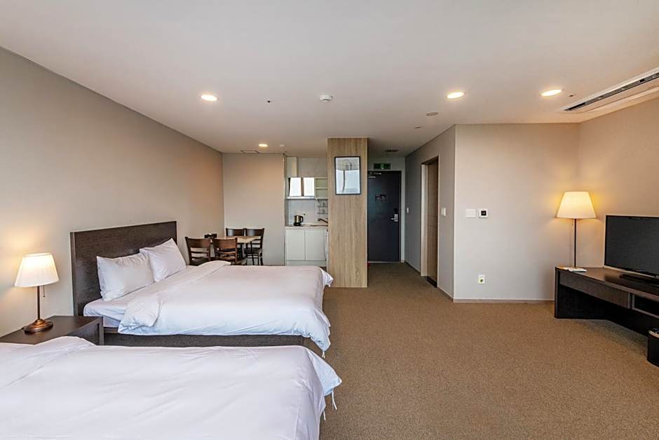 The Triny Urban Suites