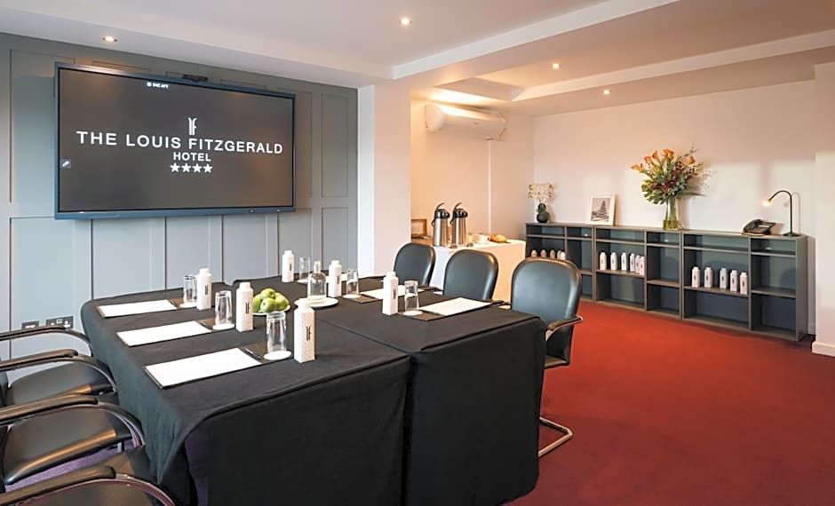 Louis Fitzgerald Hotel