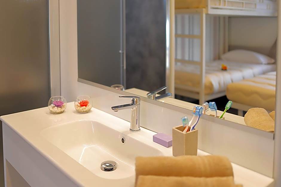 hu Venezia Camping in Town