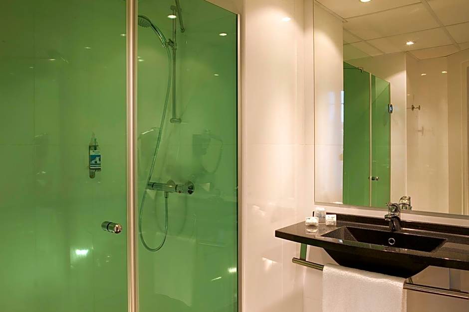 Escale Oceania Marseille Vieux Port