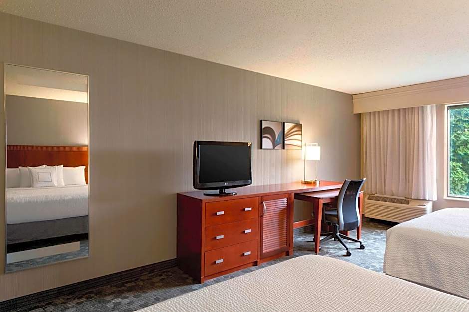 Courtyard by Marriott Akron Fairlawn