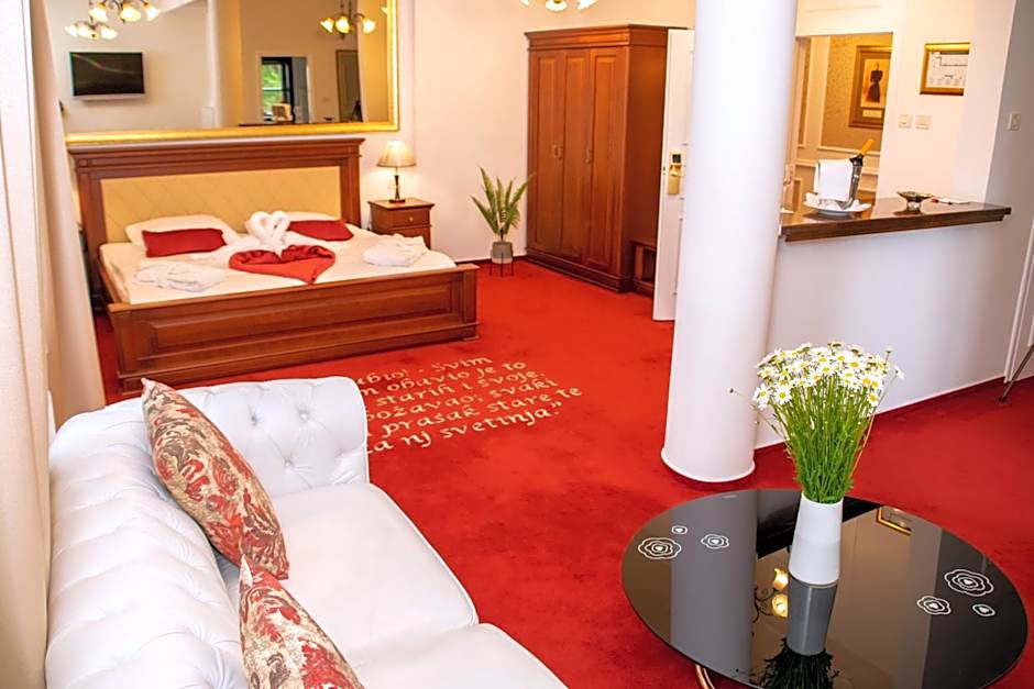 Hotel & Restoran Dvorac Gjalski