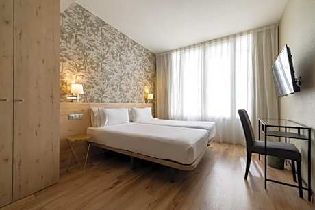 Hotel Avenida Gran Via