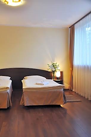 Triple Room - Disability Access