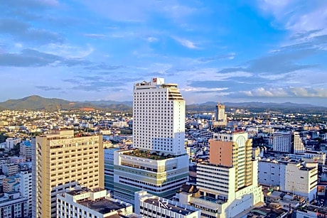 Lee Gardens Plaza Hotel