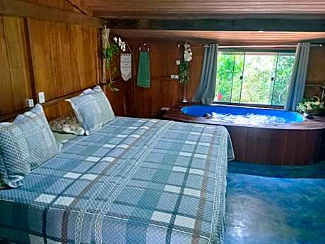 Deluxe Suite with Spa Bath