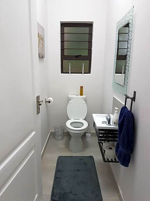 4 Bedroom house with lovely sea views.