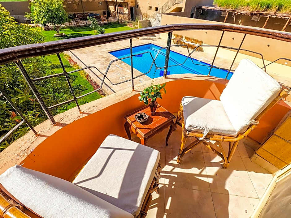 New Memnon Hotel