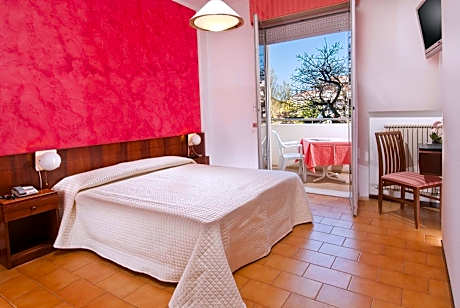 Economy Double or Twin Room