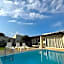 Casa Completa 6 Suíte e 1 Quarto, Piscina e Gourmet