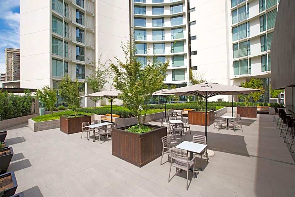 DoubleTree by Hilton Santiago Kennedy