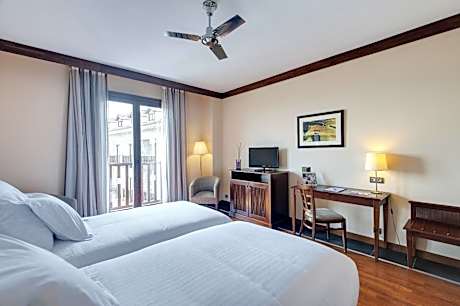 Superior Double Room with Balcony