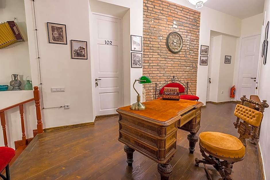 Doors Meidan Design Hotel