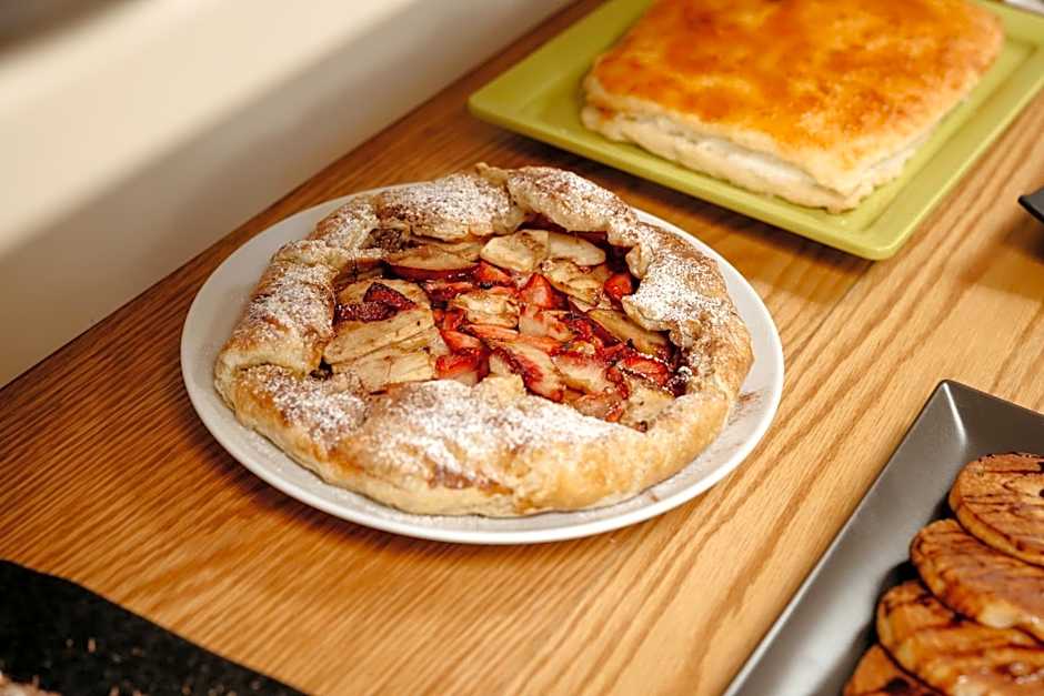 Kouros Art Hotel (Adults Only)