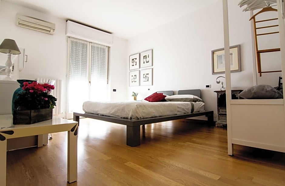 My b&b - Strada Vecchia del Pinocchio 3/B