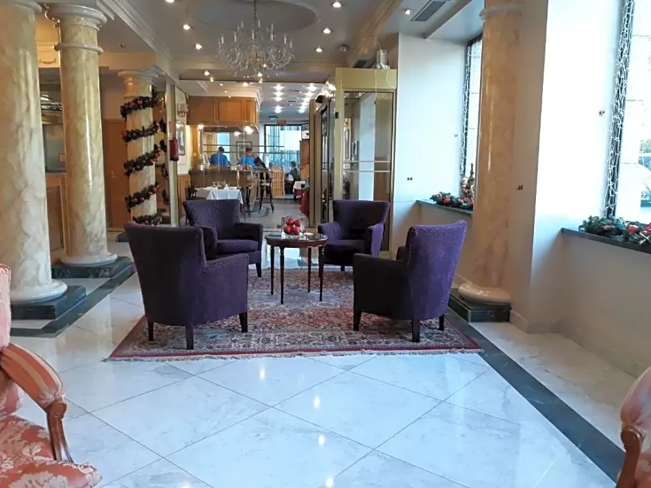 Hotel Mora by MIJ