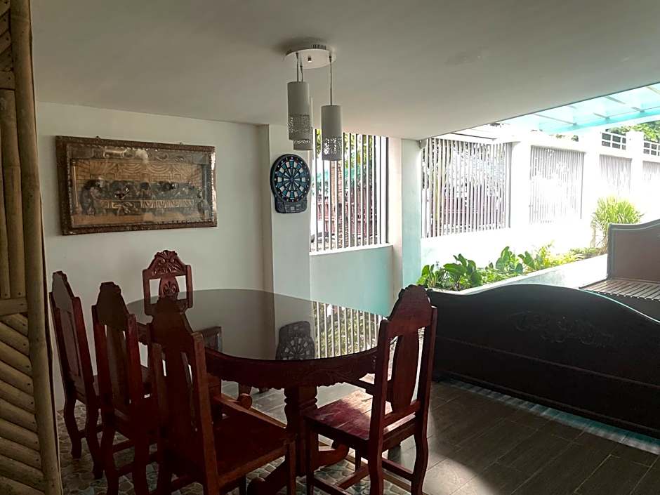 Casa Anaya Vacation Beachfront Home