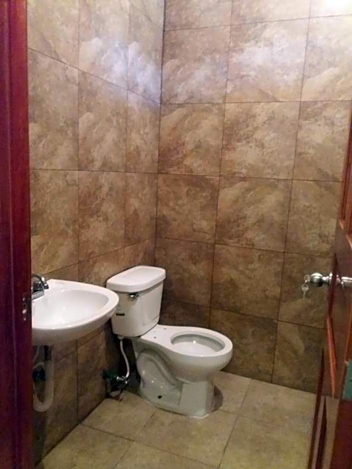 HOTEL RESTAURANT LOS PRISMAS