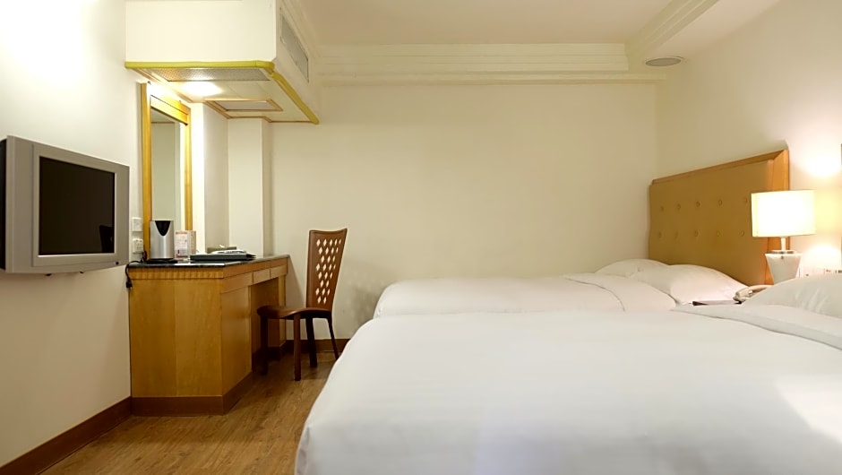 Hub Hotel Kaohsiung Cisian Branch