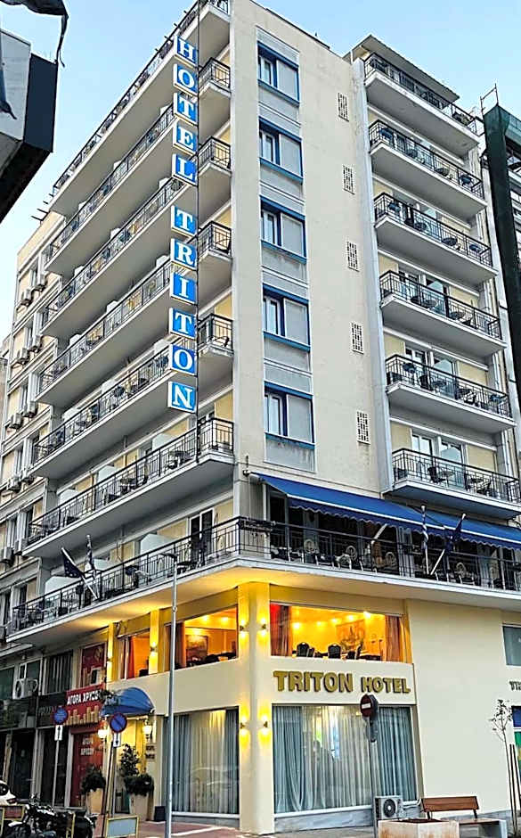 Triton Hotel Piraeus