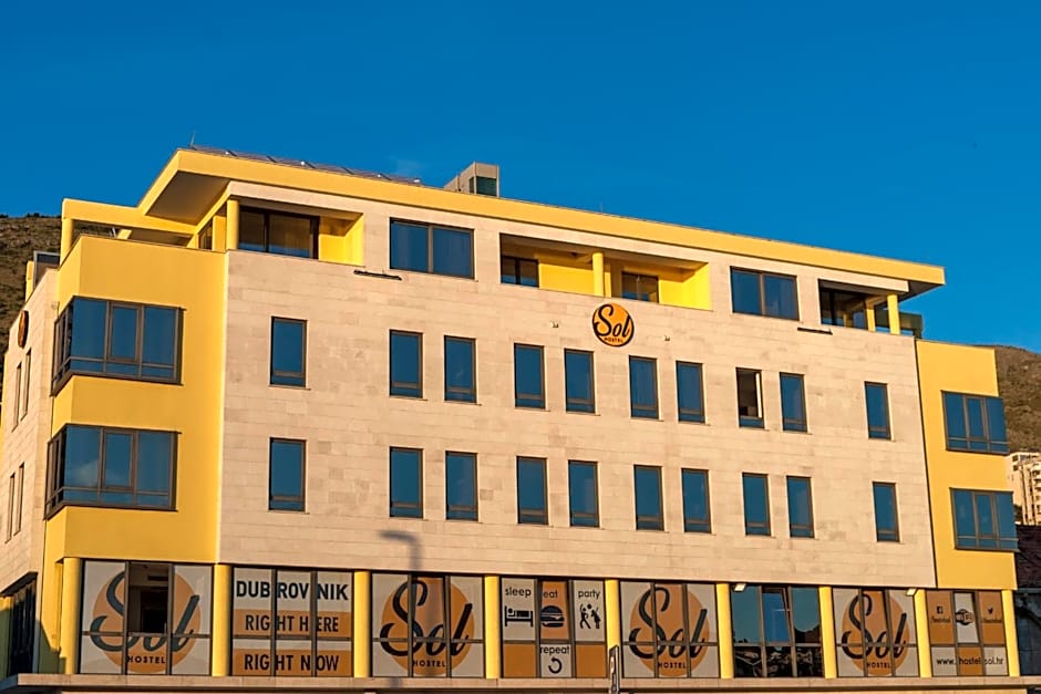 Hostel Sol