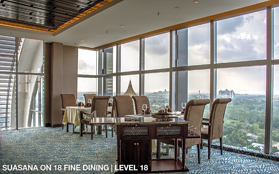 Astana Wing - Riverside Majestic Hotel