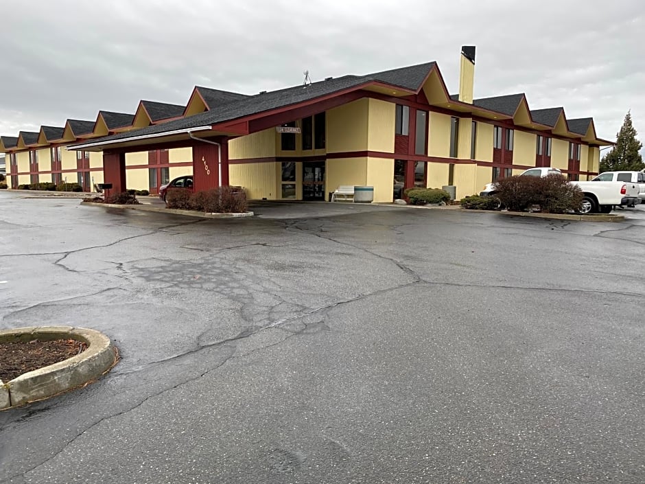 Red Lion Inn & Suites Post Falls