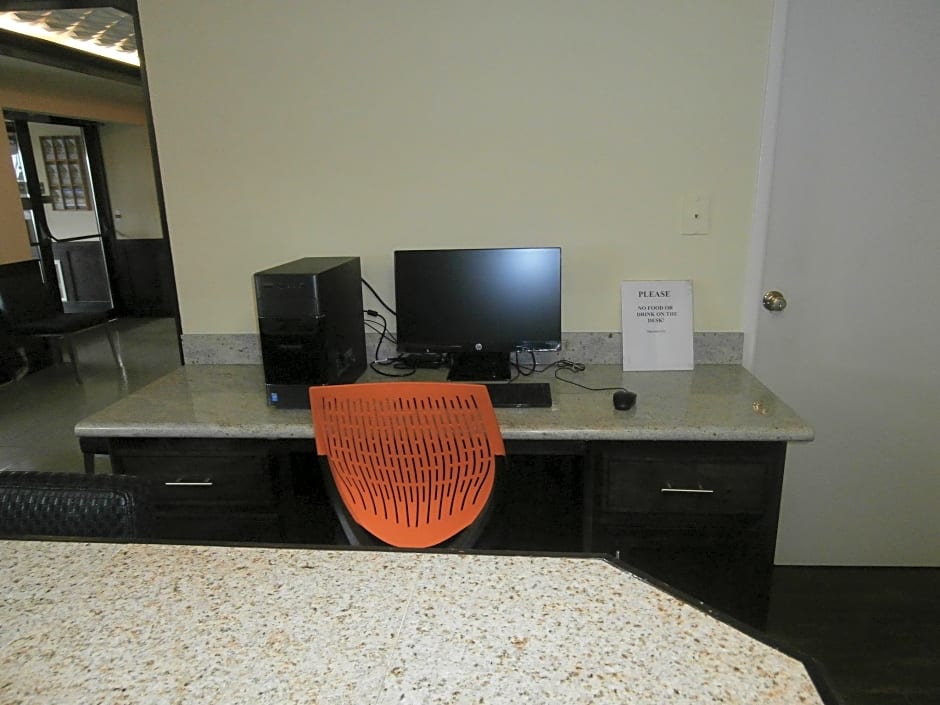 Americas Best Value Inn-Thief River Falls