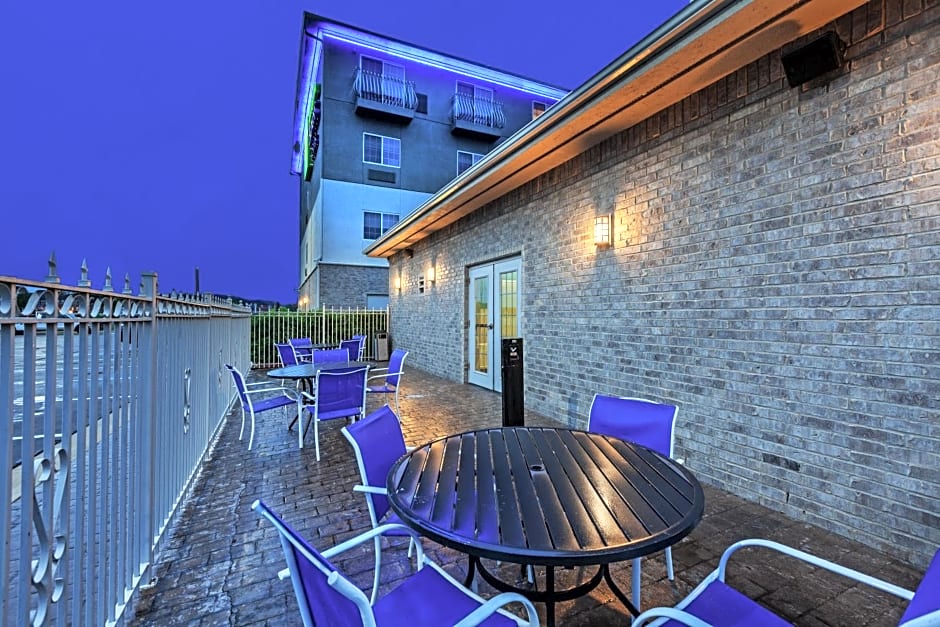 Holiday Inn Express Hotel and Suites Jenks, an IHG Hotel