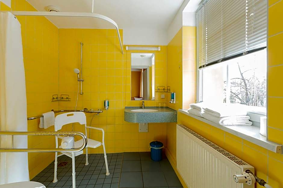 Hotel Mit-Mensch