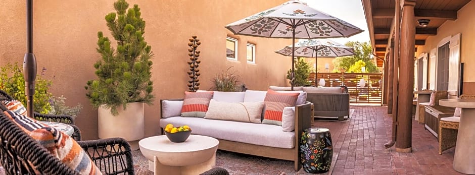 Piñon Court by La Fonda