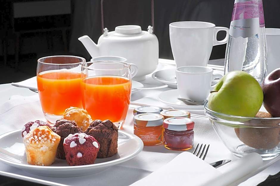 Radisson Hotel Nola Naples