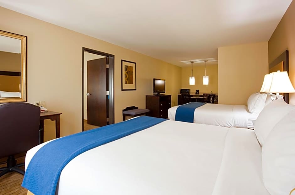 Holiday Inn Express & Suites Verona By IHG