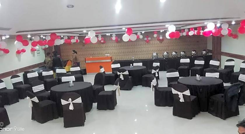 Di Di Hotel Alambagh