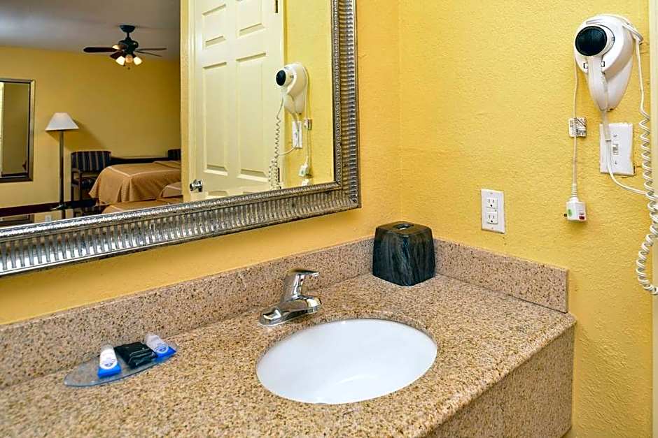 Americas Best Value Inn Winnsboro, LA