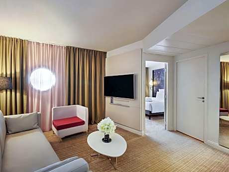 Suite with 1 double bed
