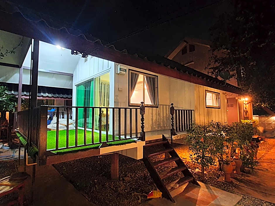 Pan Din Boutique Guest House