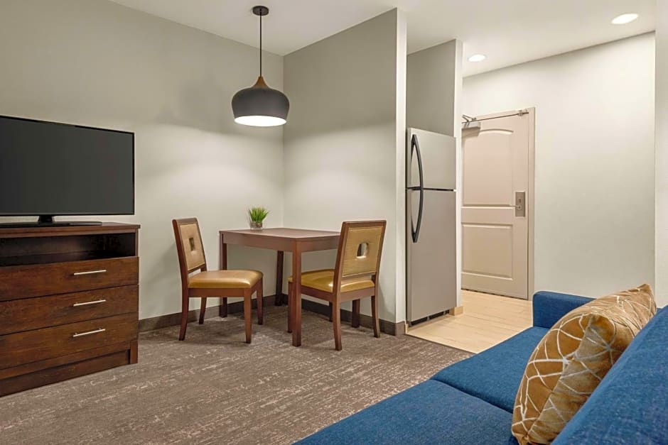 Homewood Suites By Hilton Fort Wayne