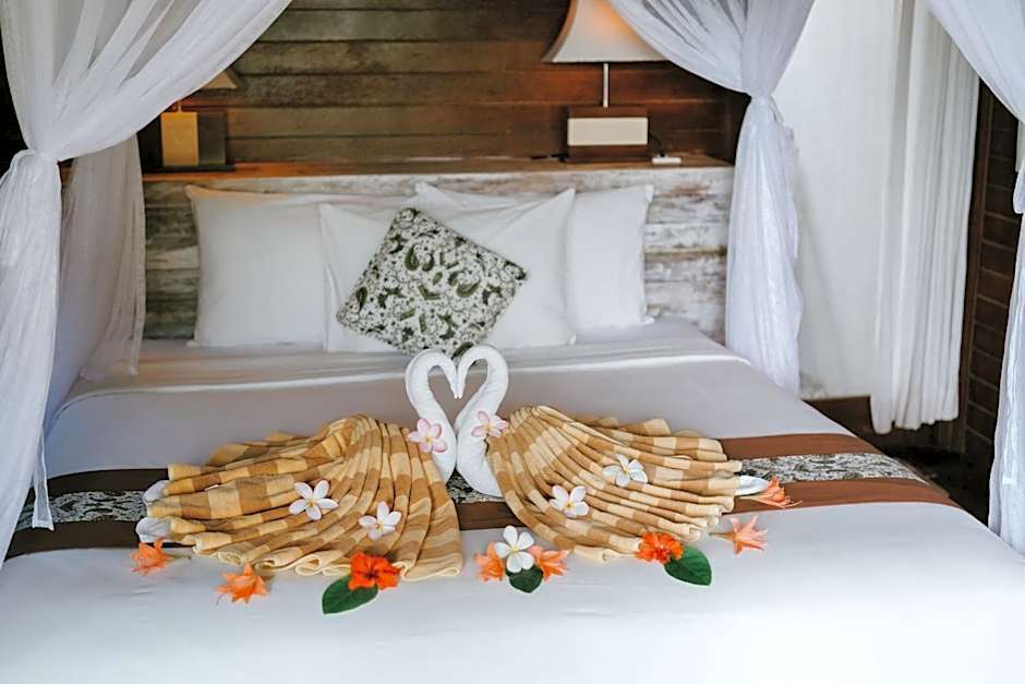 Dini D'Nusa Lembongan