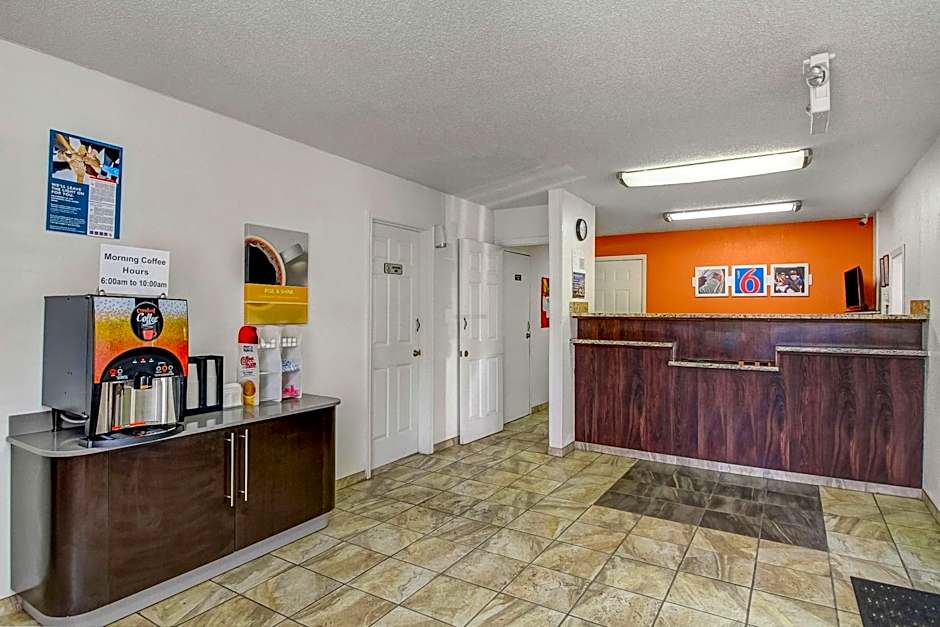 Motel 6-Charles Town, WV