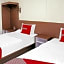 OYO 90221 Makarim Guest House Syariah