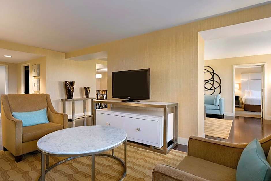 Embassy Suites By Hilton Boston Waltham