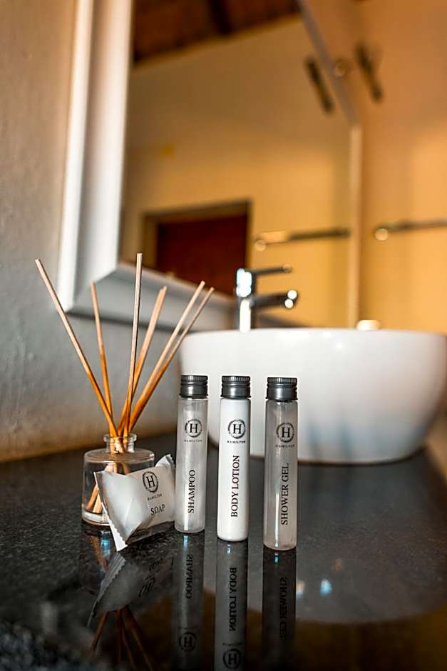 Leopard's Lair Bush Lodge